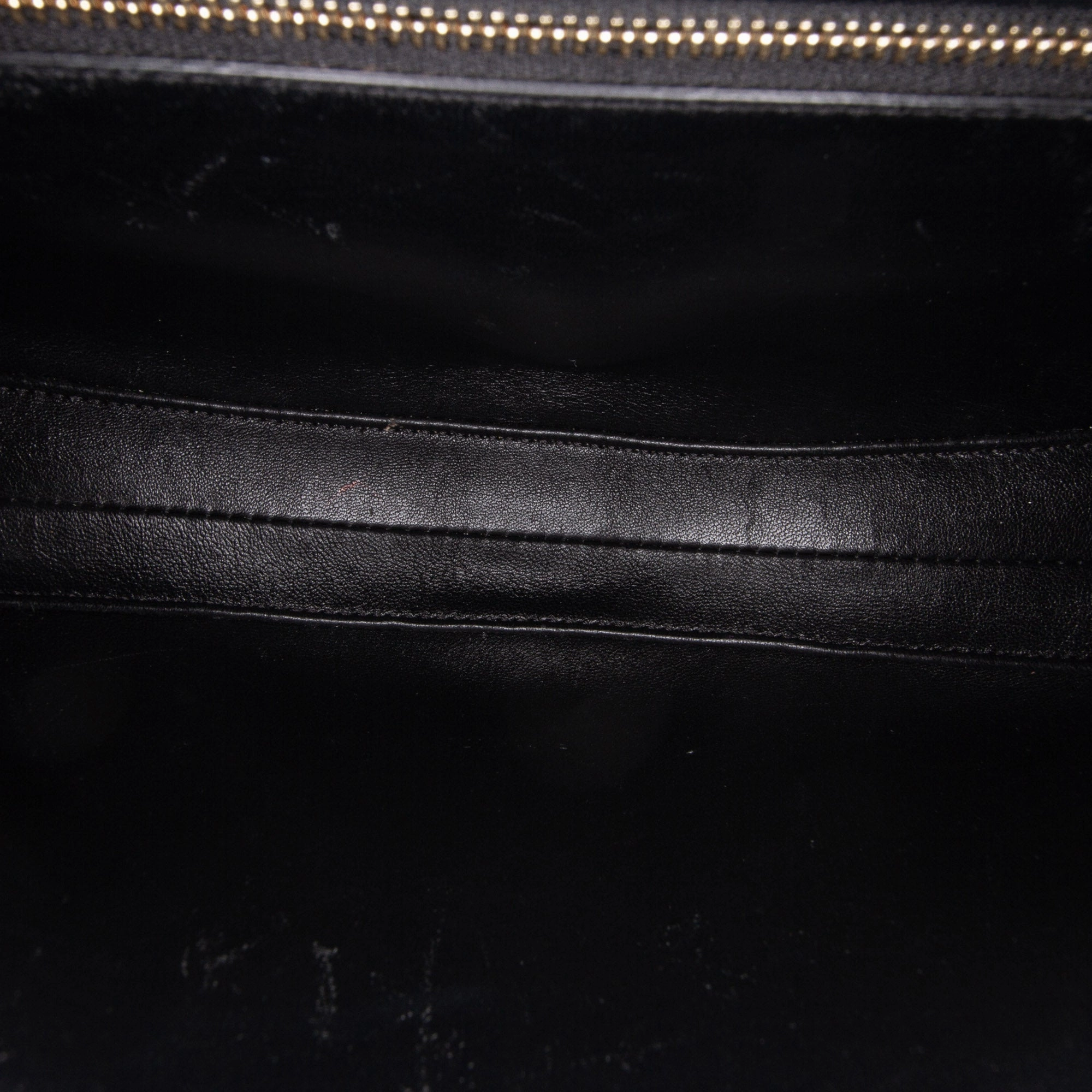 Medium Leather Besace 16 Crossbody