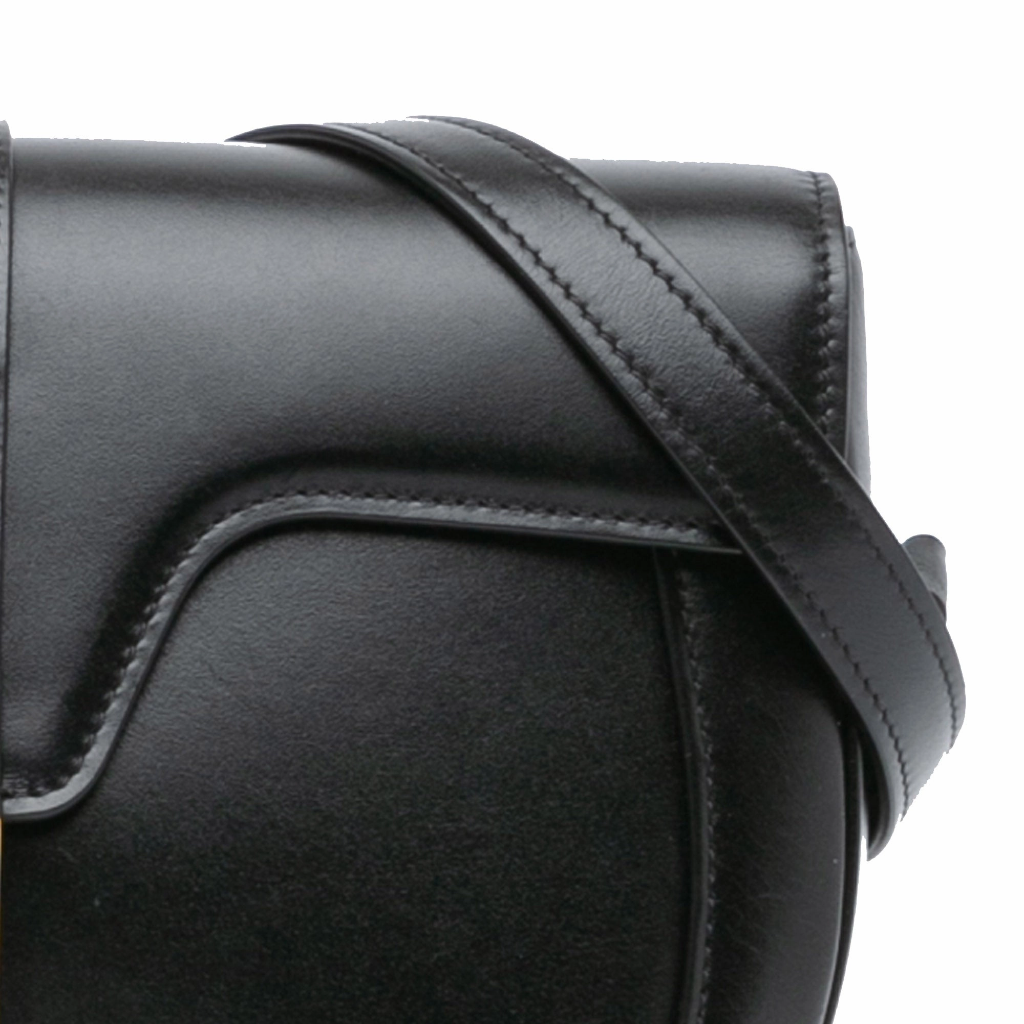 Medium Leather Besace 16 Crossbody