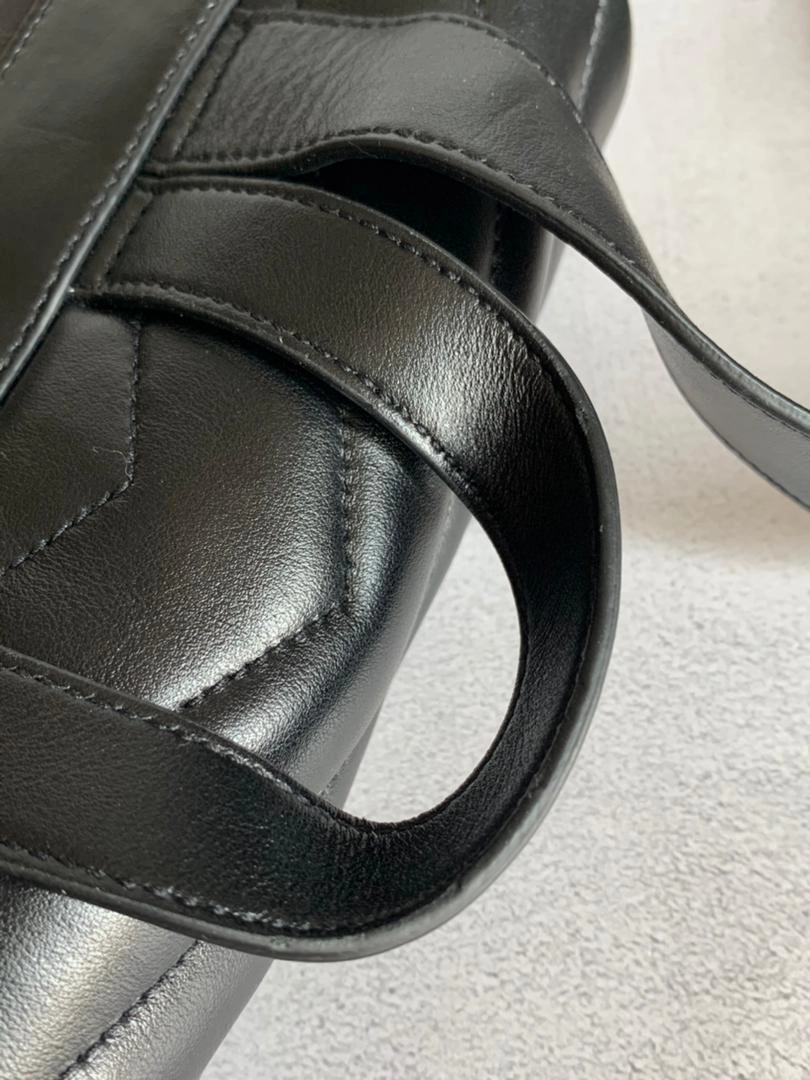 Medium Loulou backpack Black SHW