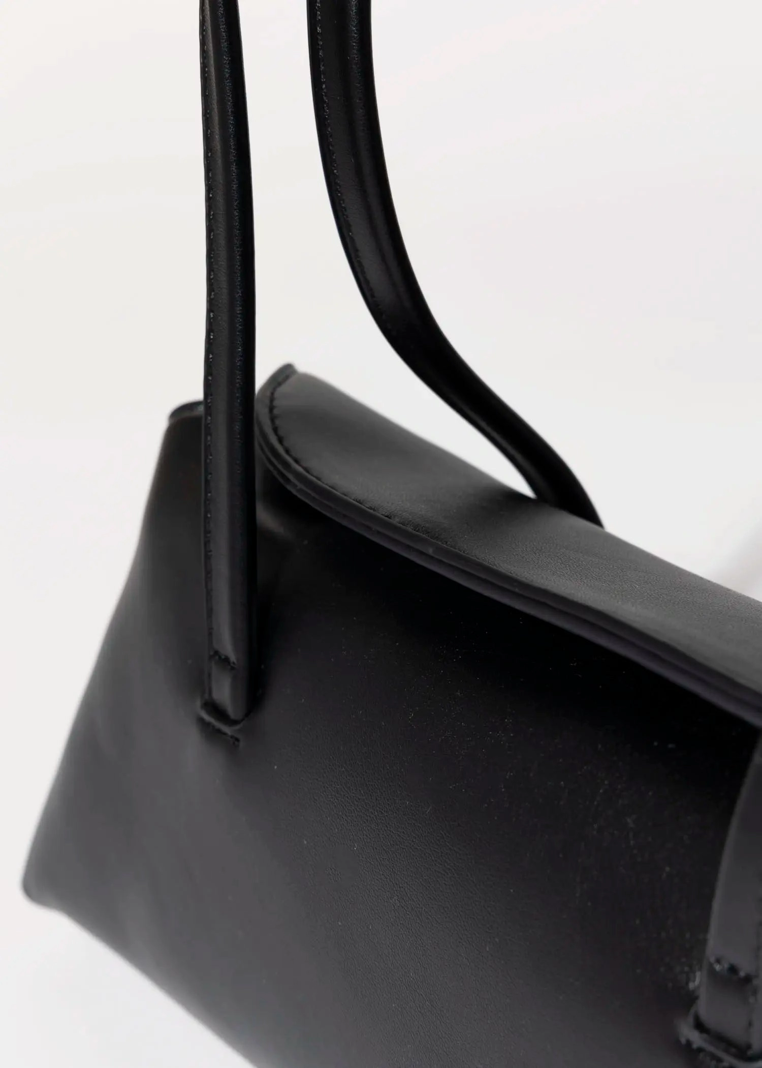 Merlinda Shoulder Bag