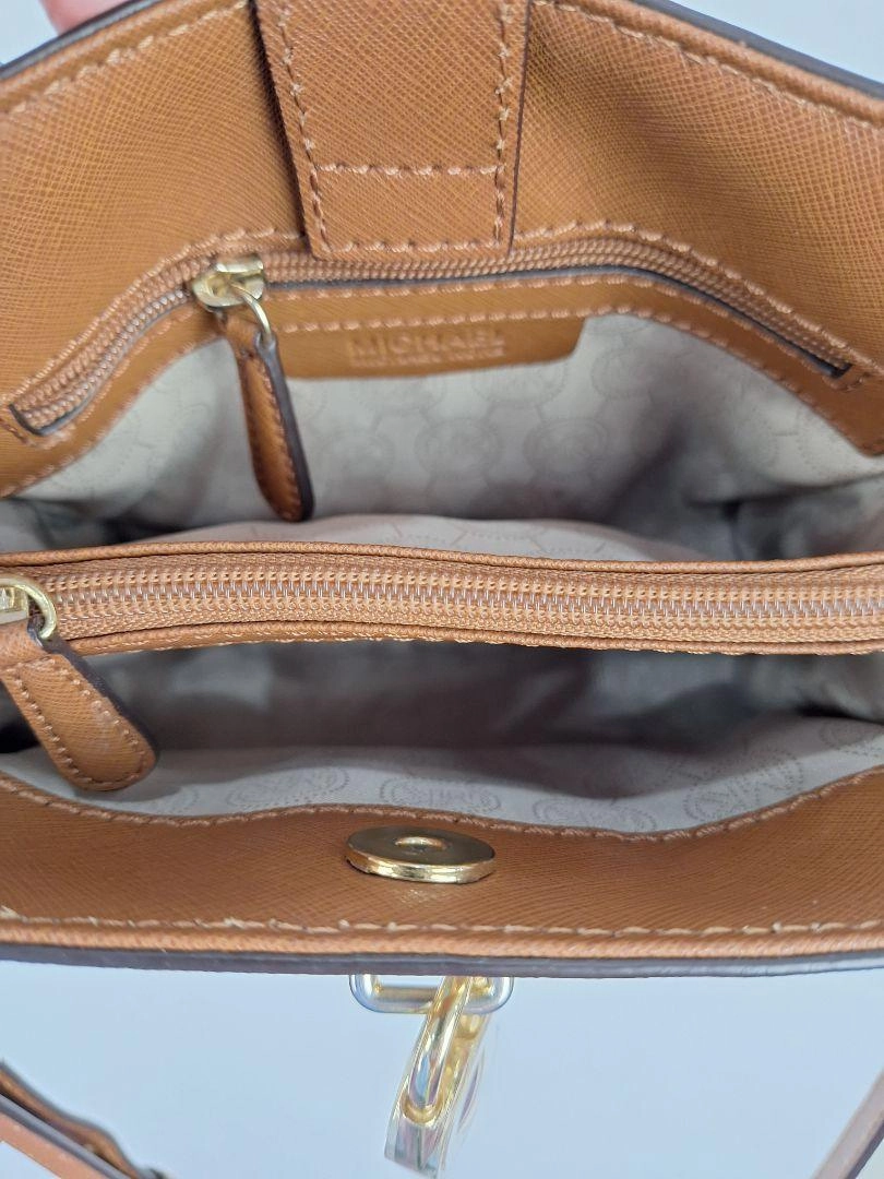 Michael Kors Hamilton Traveller Tan Crossbody Bag Size None