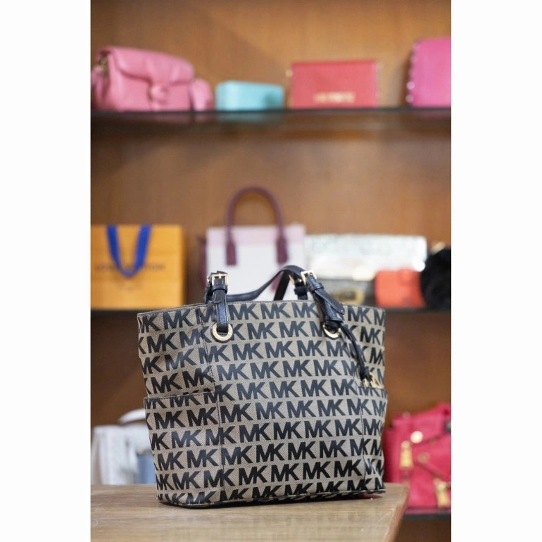Michael Kors Jet Set Item Logo Tote