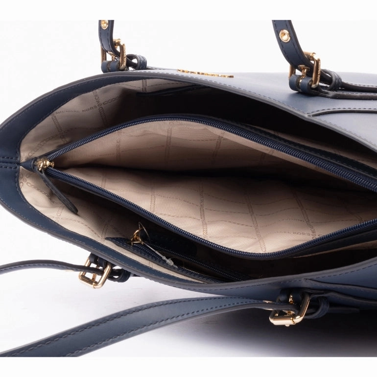 Michael Kors Voyager Tote