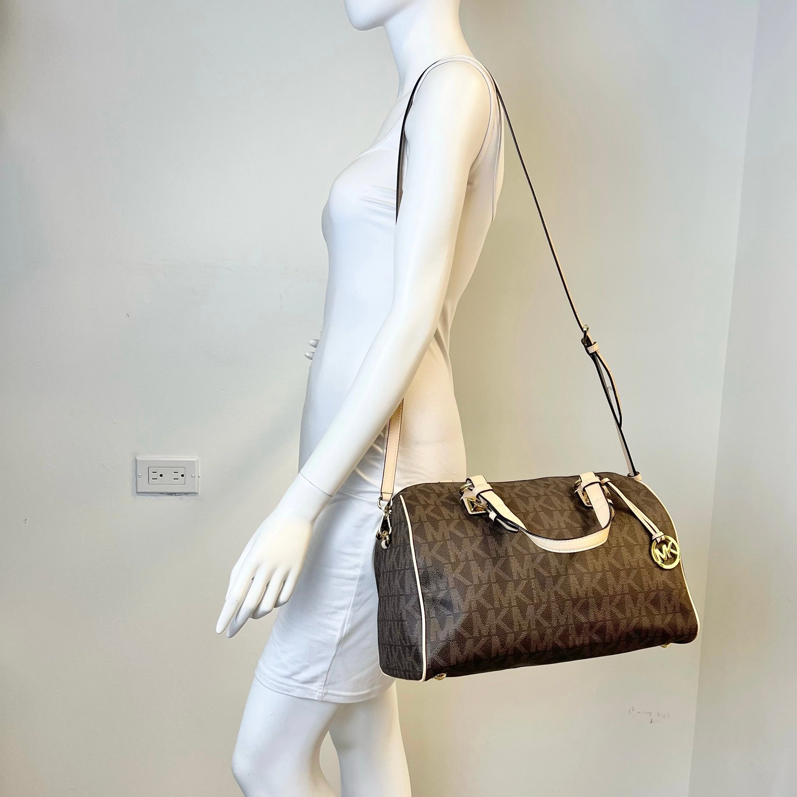 Michael Michael Kors Handle Bag