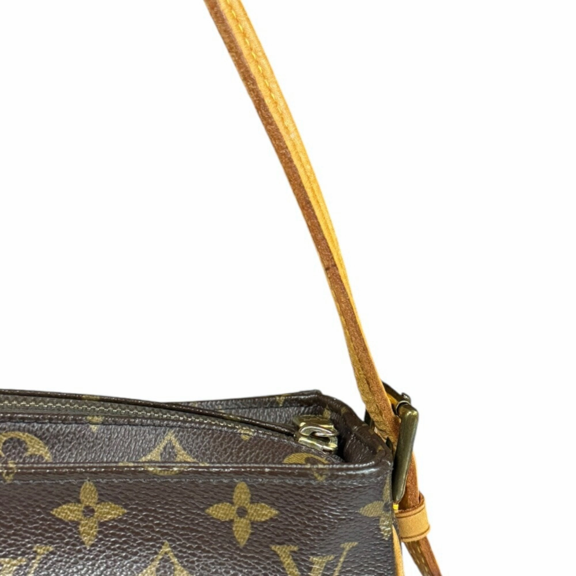 Monogram Canvas Pochette Crossbody Bag M40712