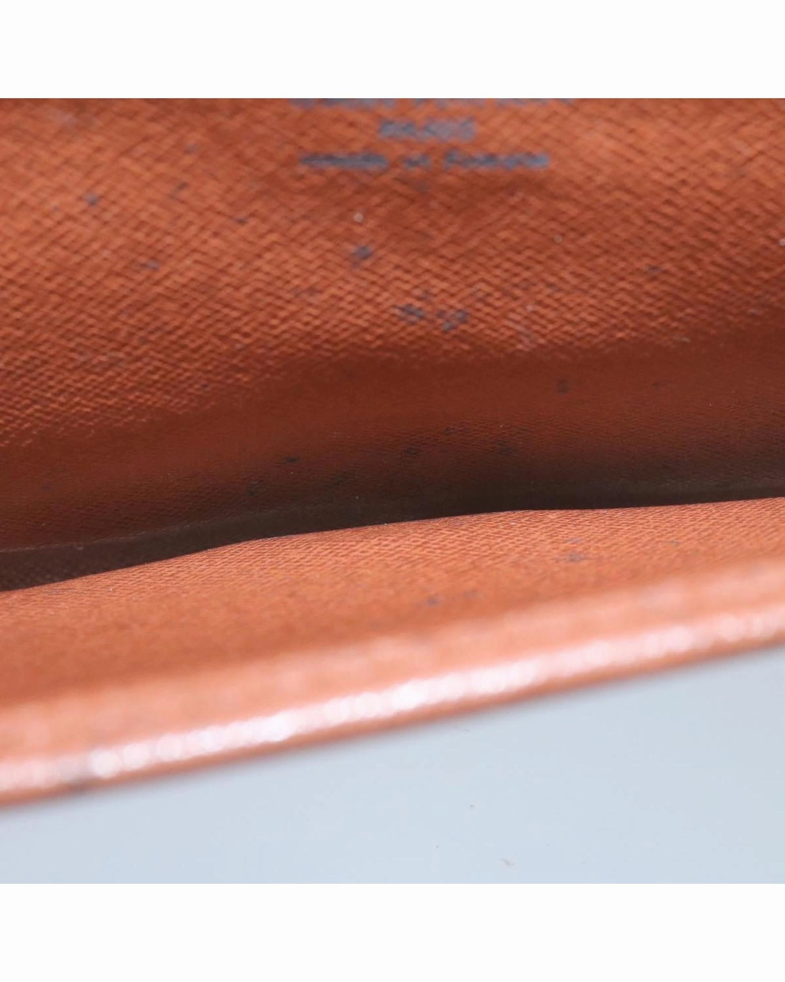 Monogram Canvas Pochette Crossbody bag Model Pochette Crosbody