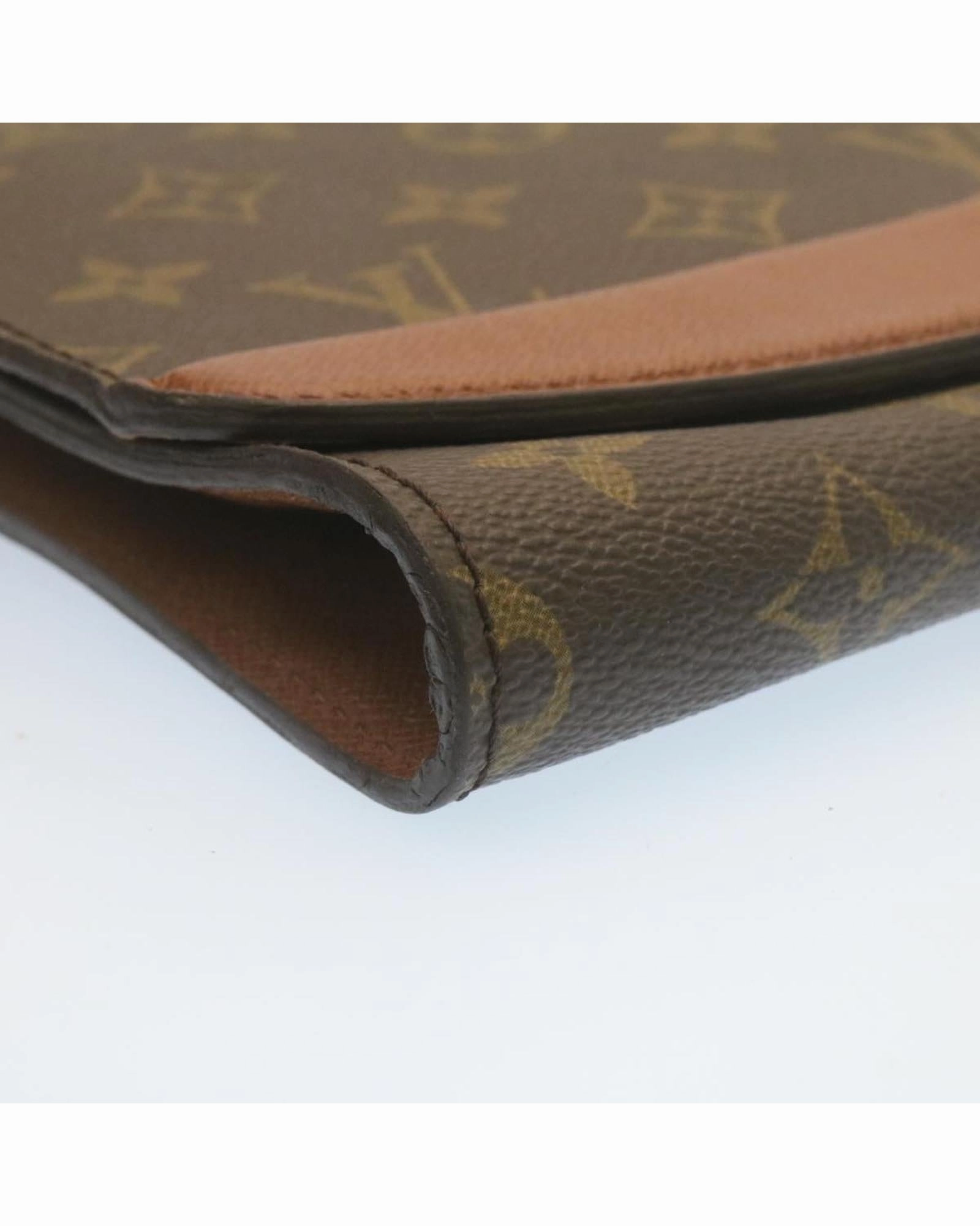 Monogram Canvas Pochette Crossbody bag Model Pochette Crosbody