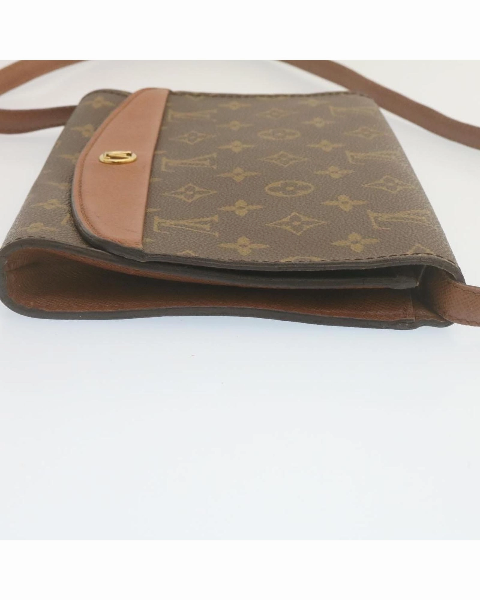 Monogram Canvas Pochette Crossbody bag Model Pochette Crosbody
