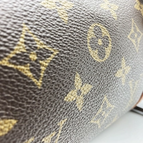Monogram Pochette M60152 Crossbody Bag