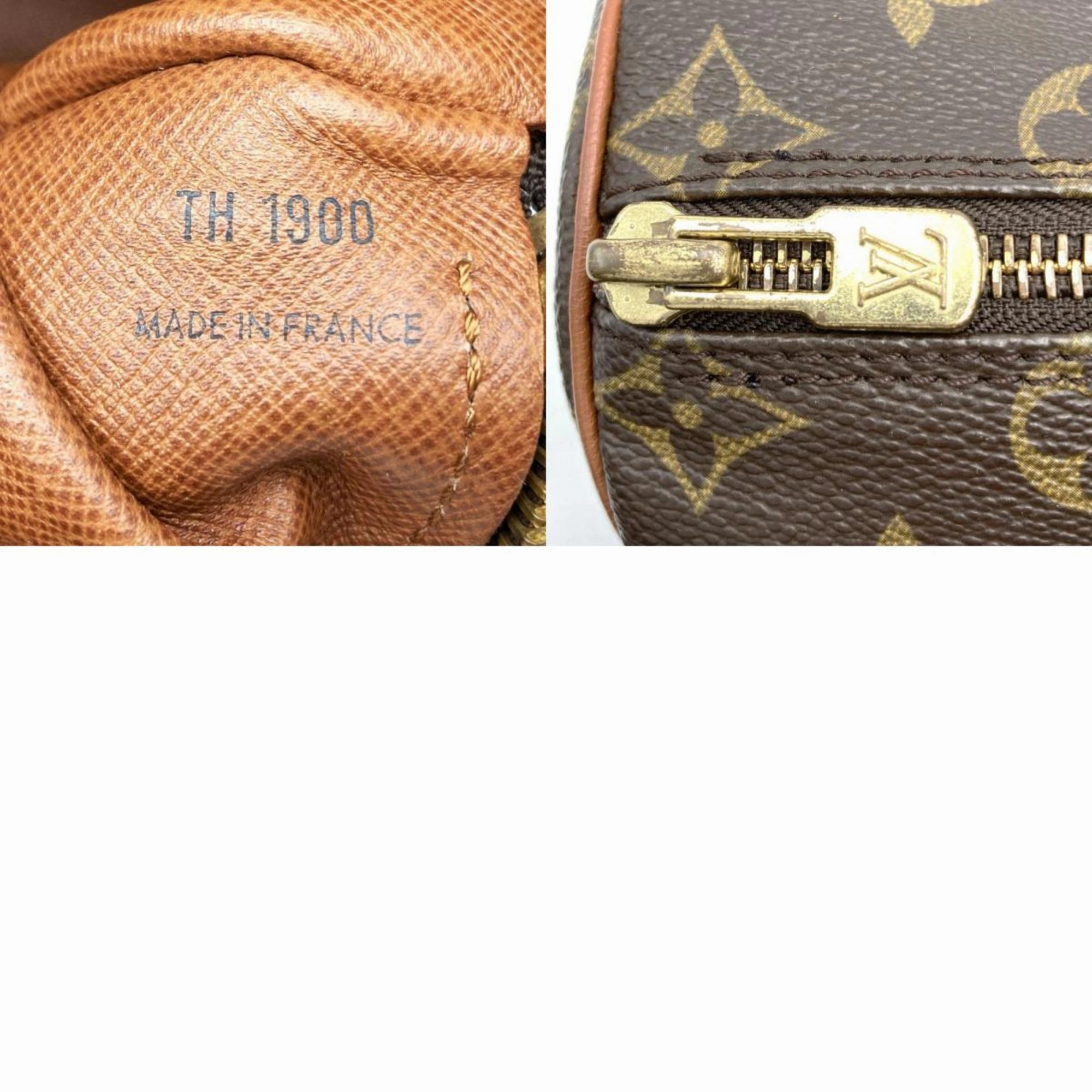 Monogram Pochette M60152 Crossbody Bag