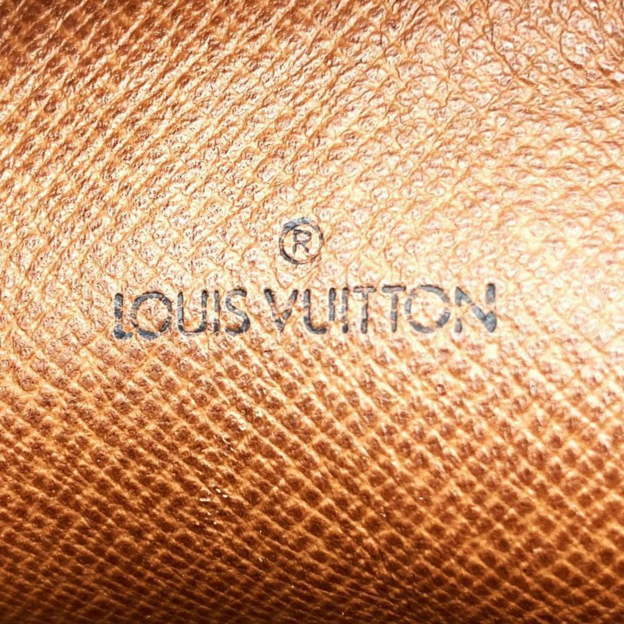 Monogram Pochette M60152 Crossbody Bag