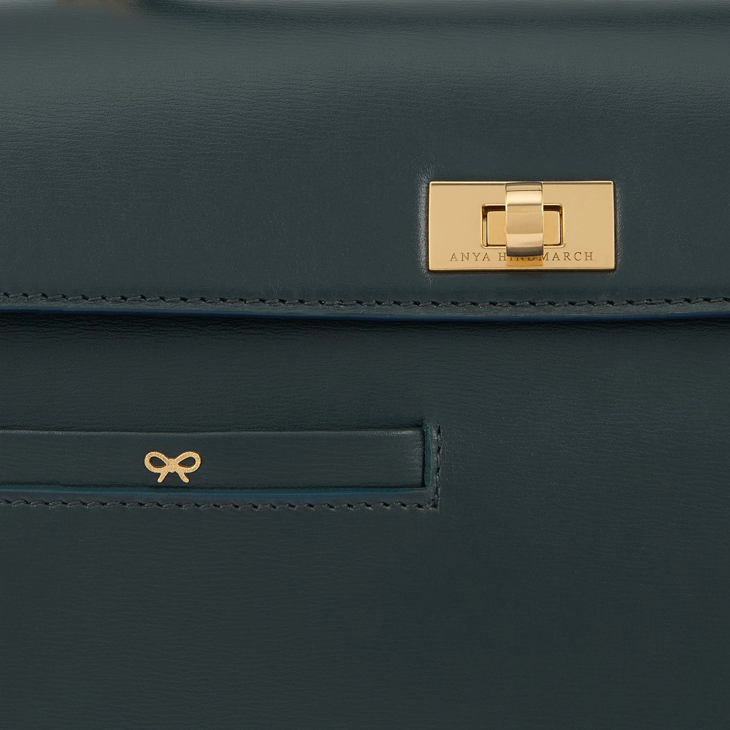 Mortimer Top Handle