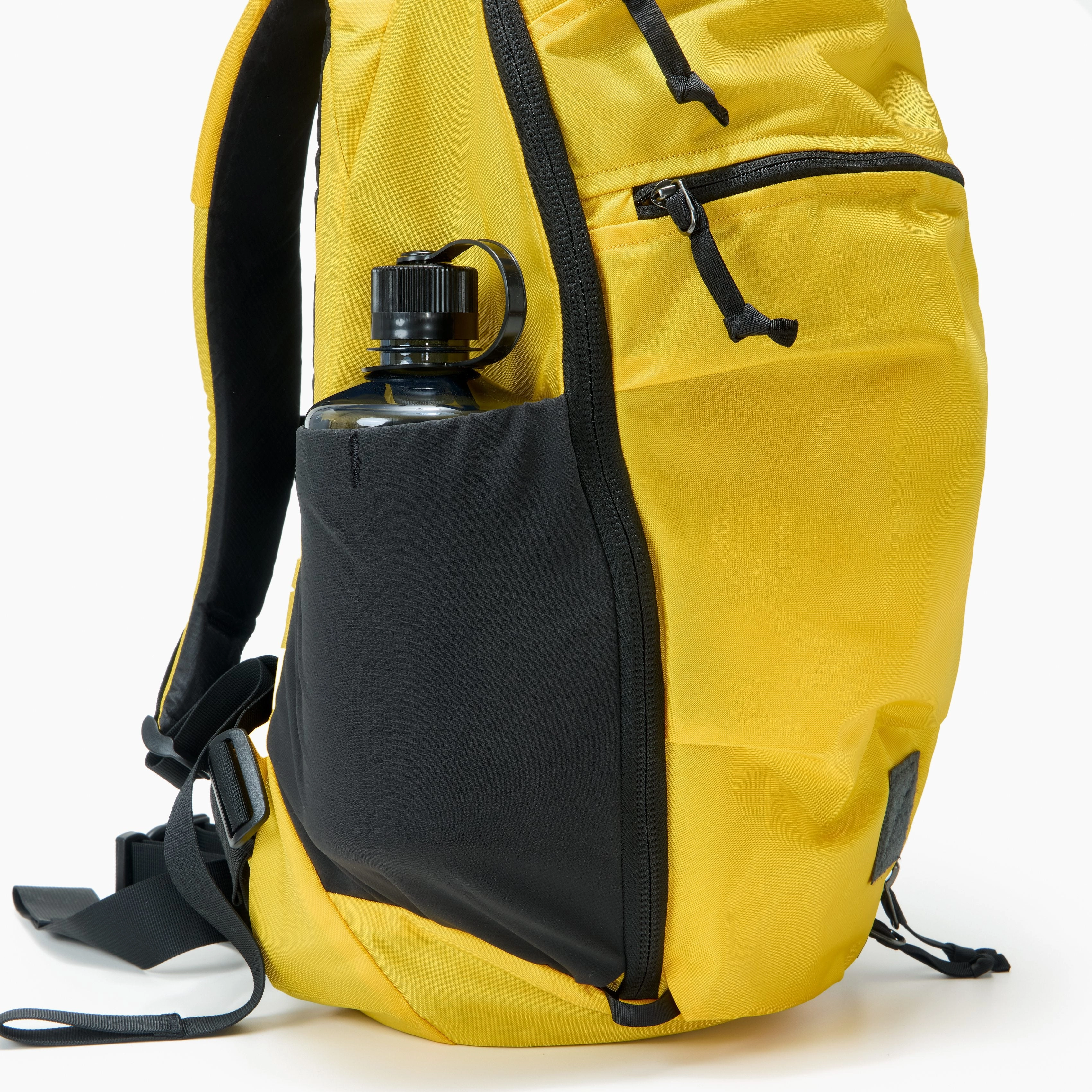 Mountain Panel Loader 22L