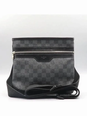 N58028 Crossbody Bag
