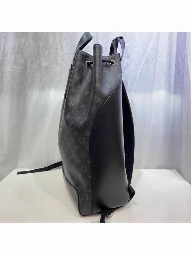 New product level M40527 Fragment Collaboration Explore Backpack