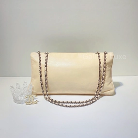 No.2644-Chanel Mademoiselle Lock Shoulder Bag
