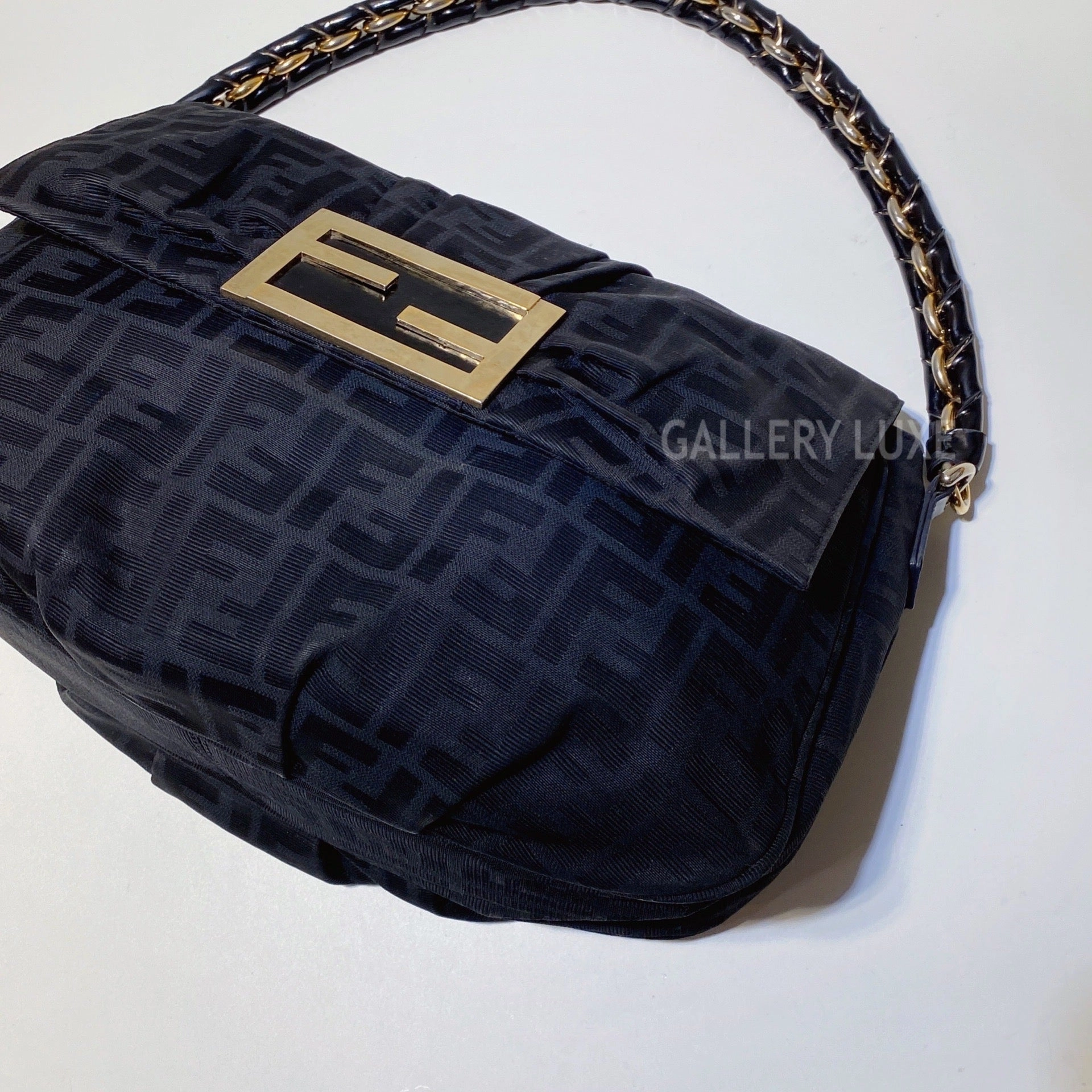 No.2959-Fendi Zucca Mia Canvas Shoulder Bag