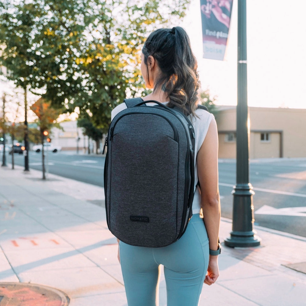 Nomatic Navigator Lite Backpack 15L