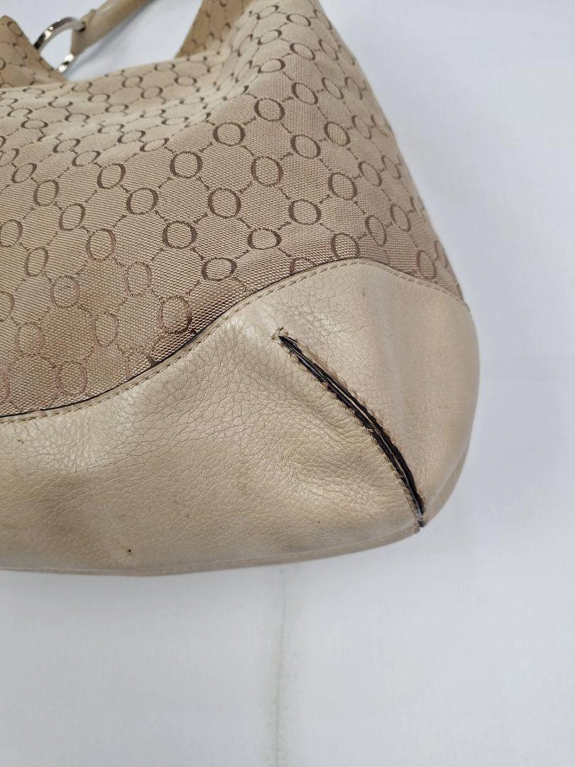Oroton Cream Leather Hobo Style Bag Size None