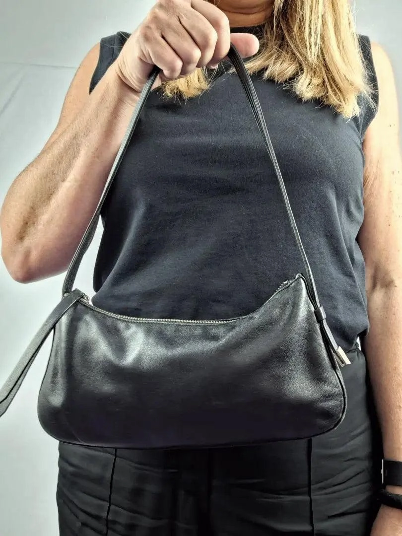 Oroton Leather Half Moon Bag Size OSFA