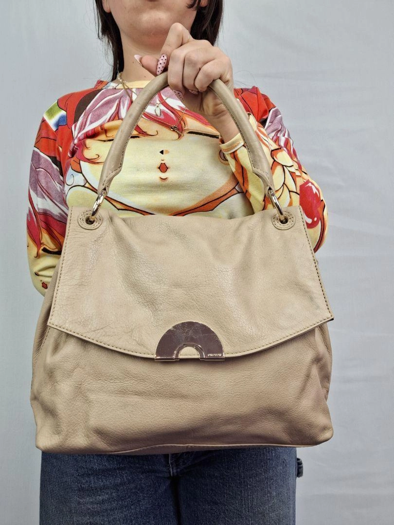 Oroton Relaxed Beige Leather Bag