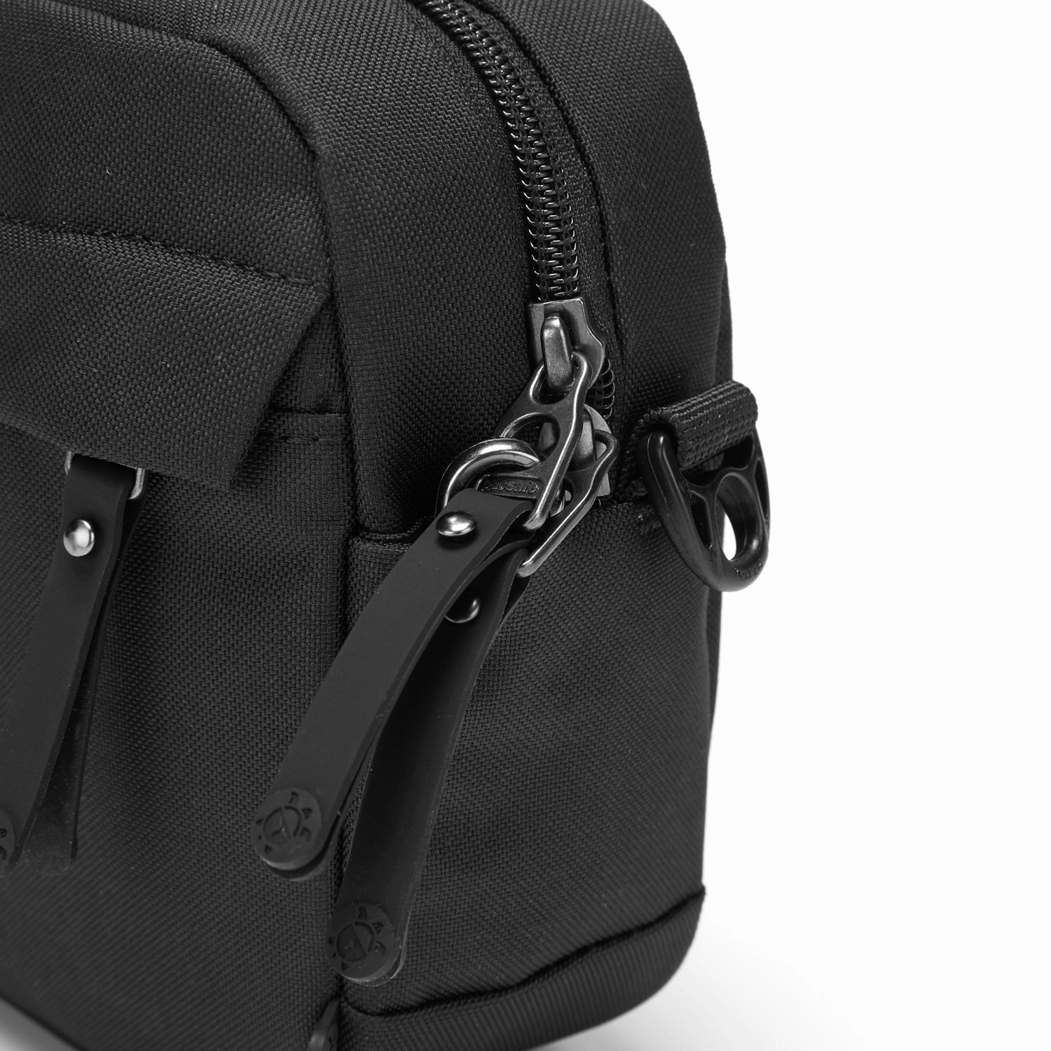 Pacsafe Go Crossbody