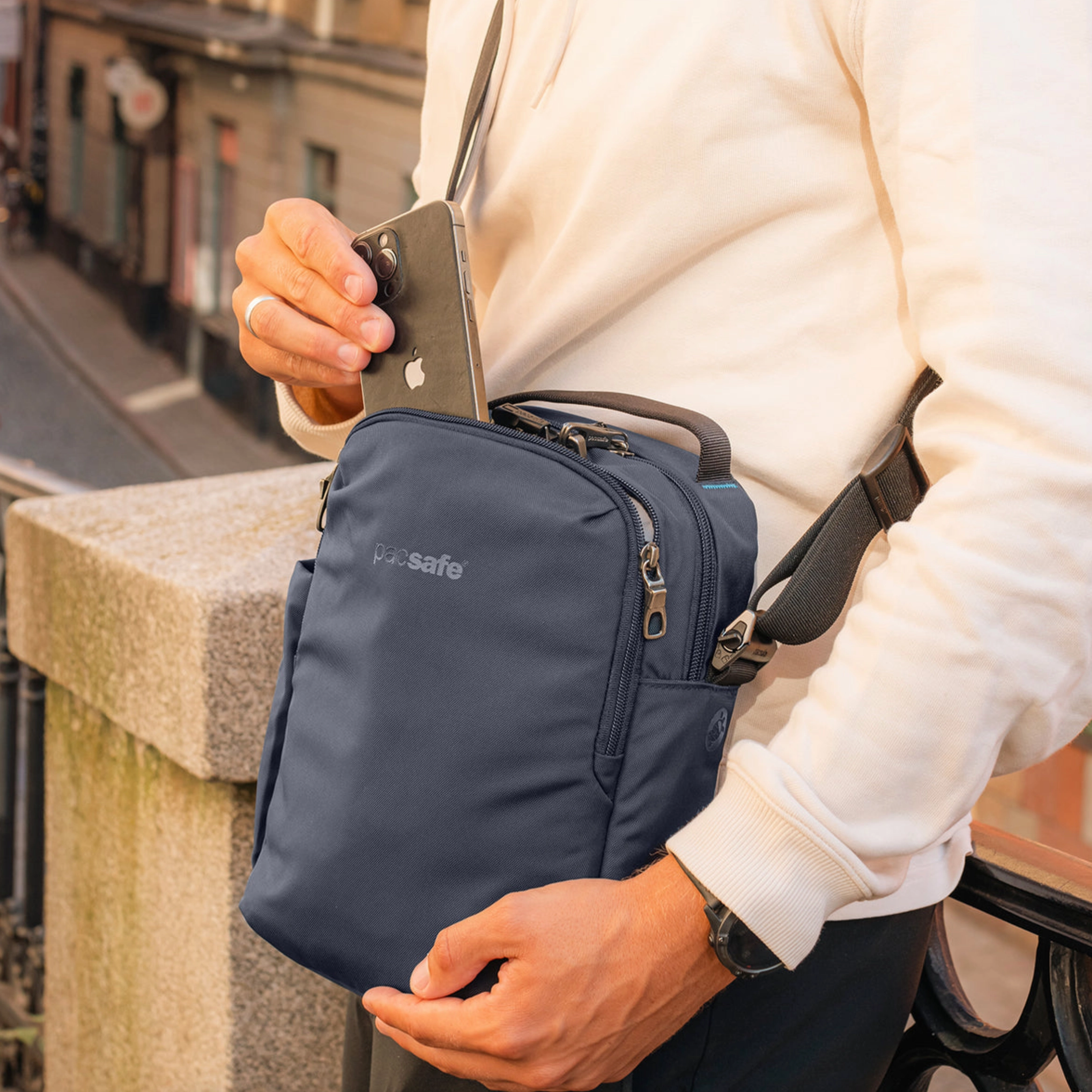Pacsafe V Anti-theft Tour Crossbody