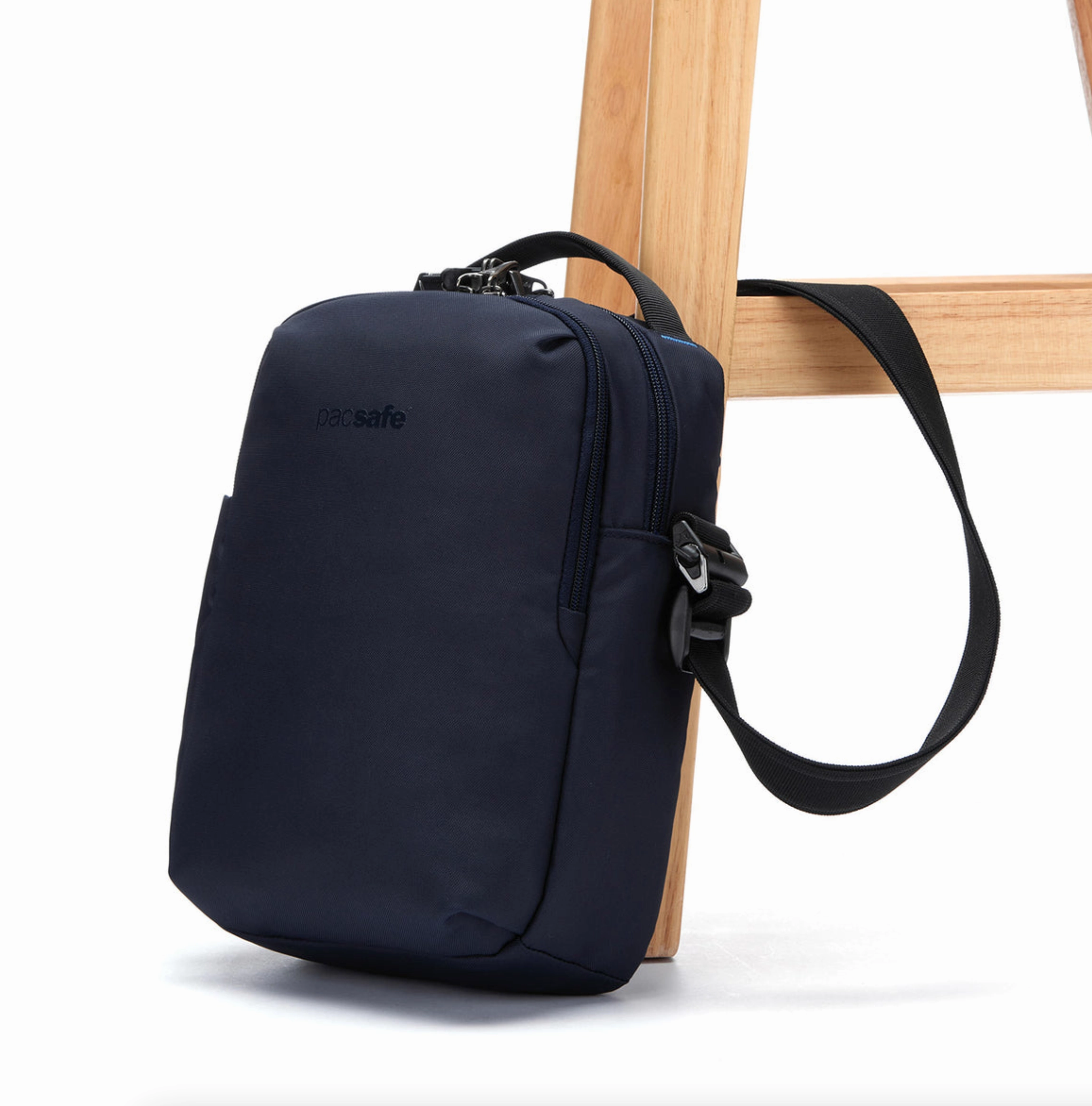 Pacsafe V Anti-theft Tour Crossbody