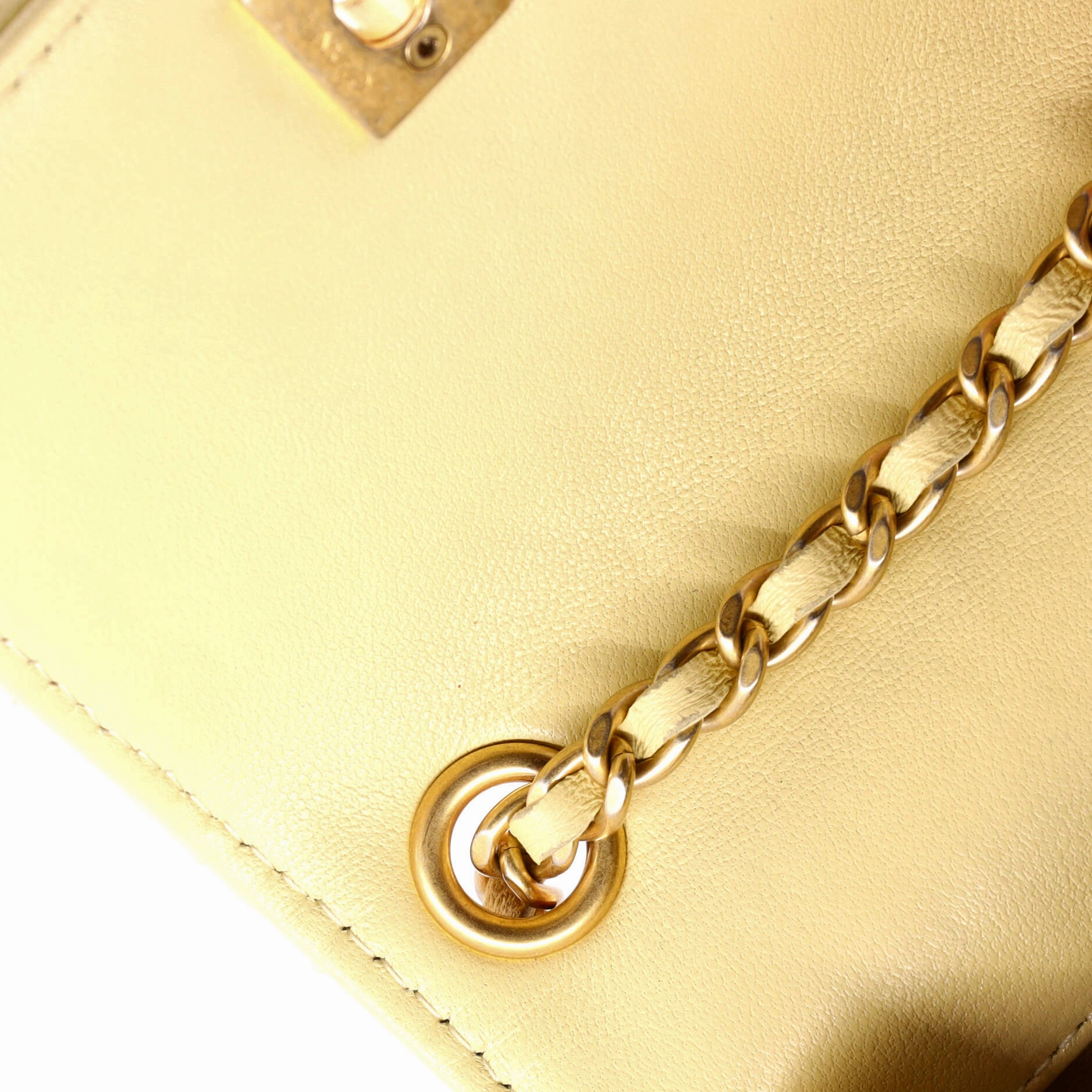 Pearl Crush Phone Holder Crossbody Bag Quilted Lambskin