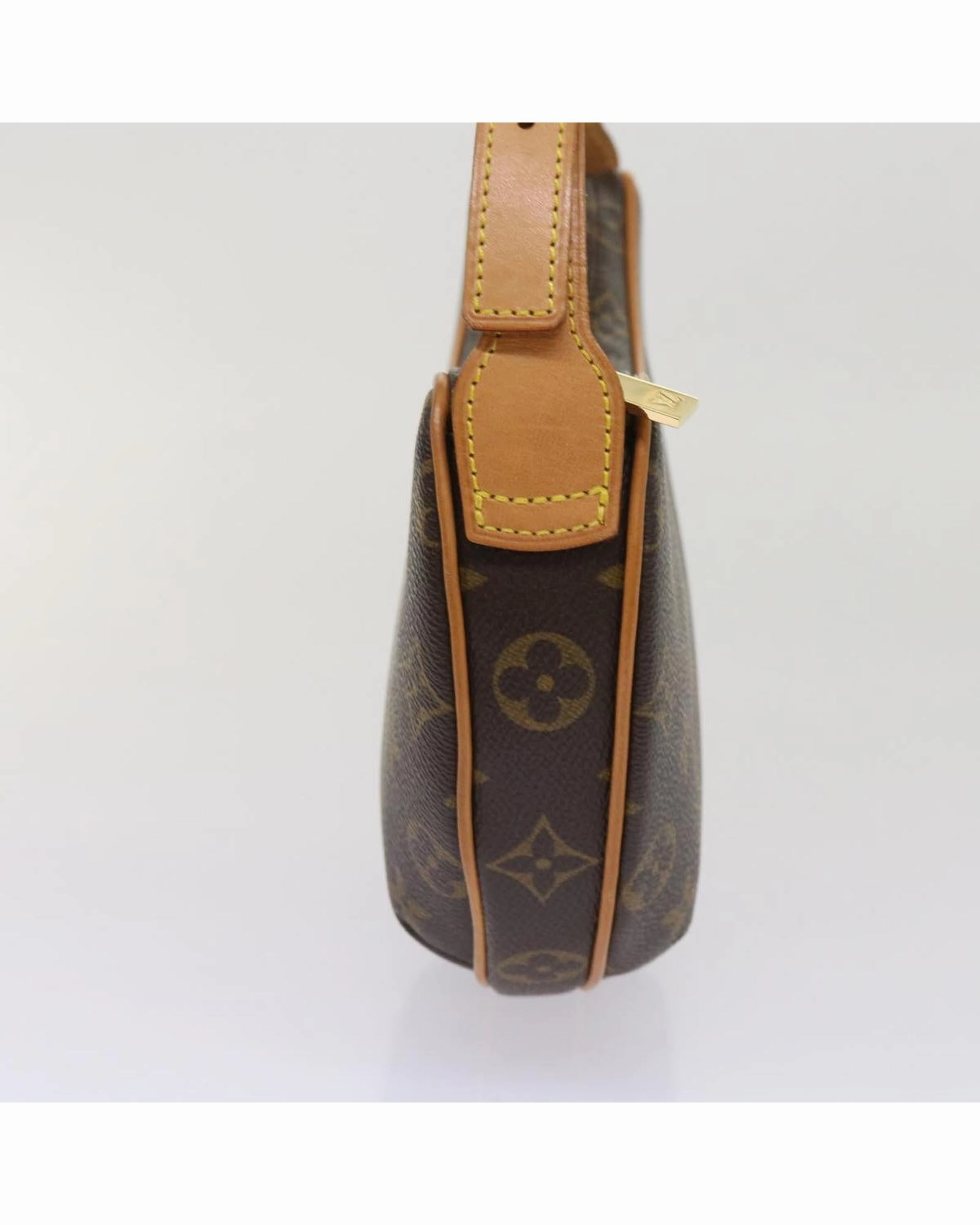 Pochette Coquille Monogram Shoulder Bag
