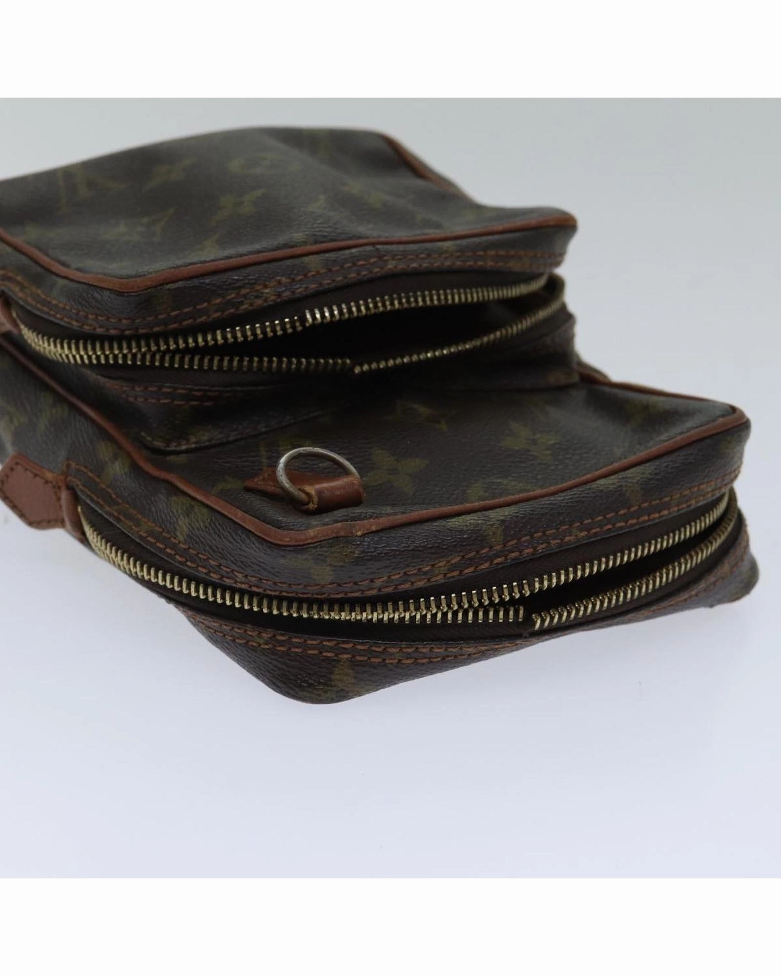 Pochette crossbody bag