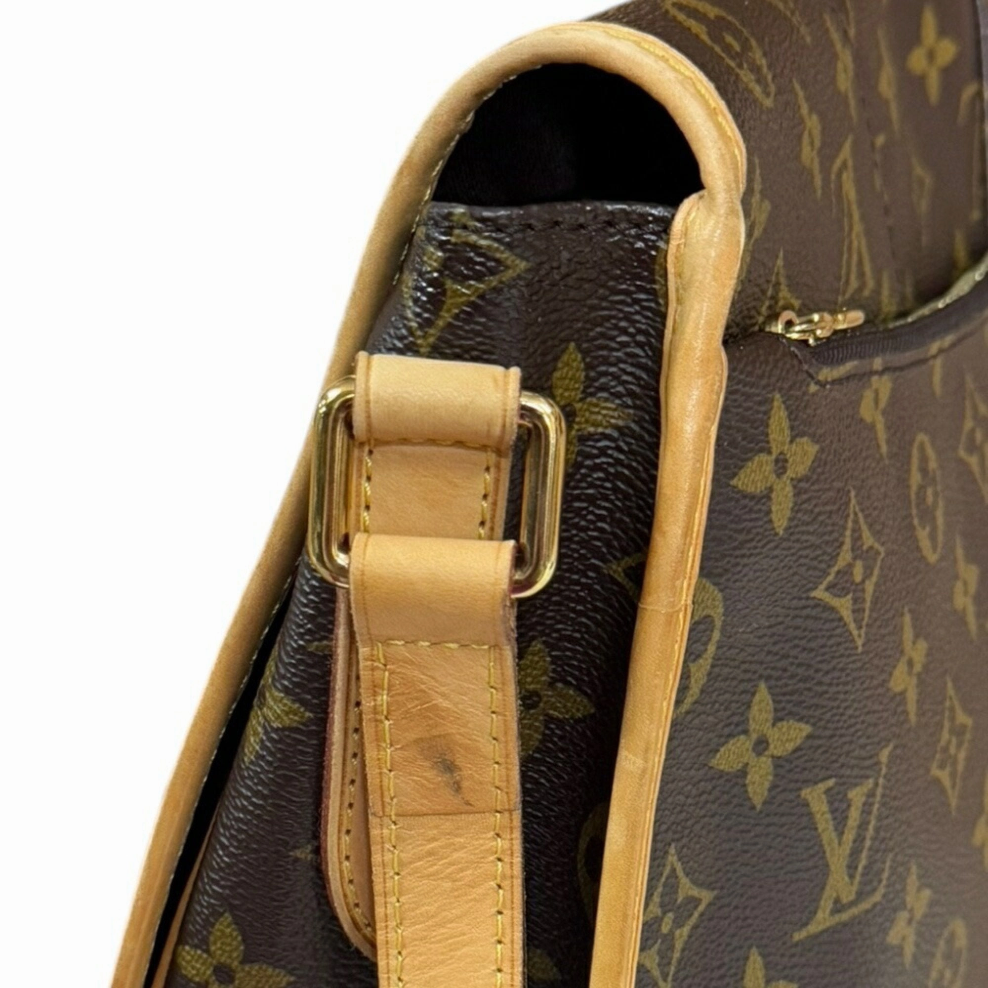 Pochette Crossbody Bag Monogram Canvas