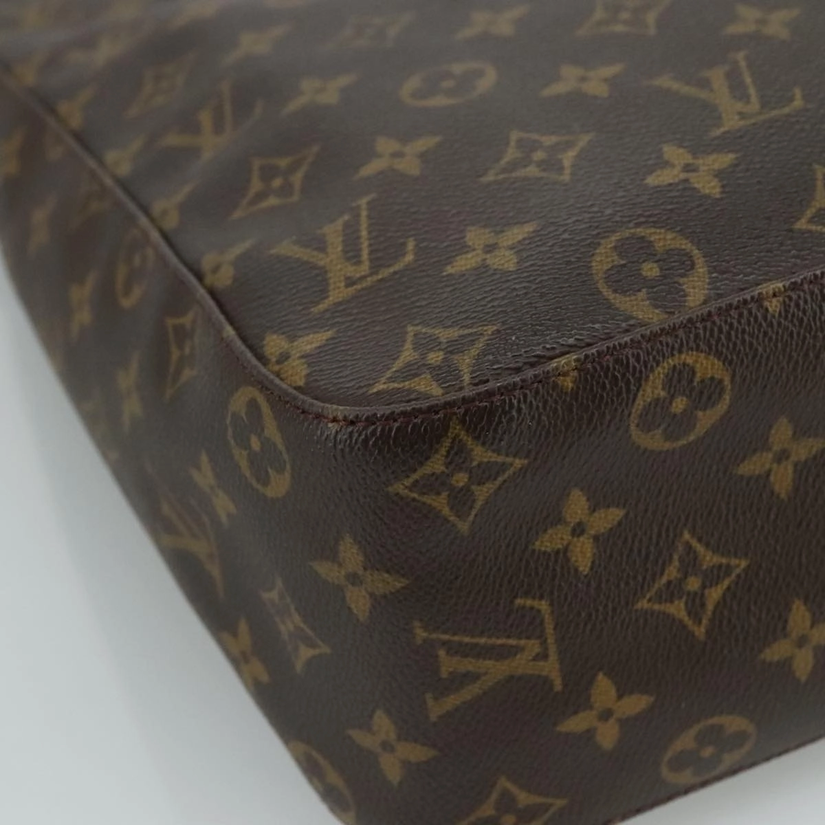 Pochette Shoulder Bag M51007