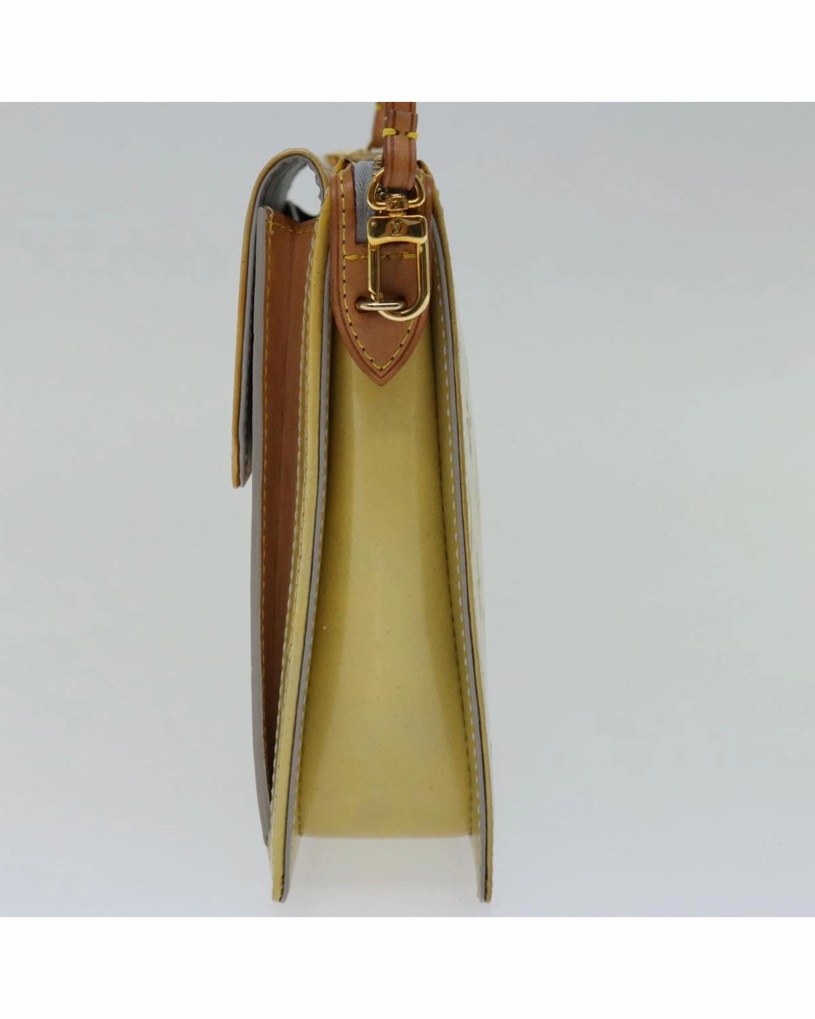 Pochette Shoulder Bag Monogram Vernis Style