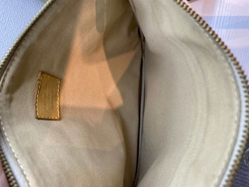 Pre- Louis Vuitton Azur Damier Canvas Crossbody Bag - Final Sale