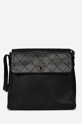 Pre-Loved Chanel 1997-99 Black Leather Quilted CC Turn Lock Flap Shoulder Bag (As Is)