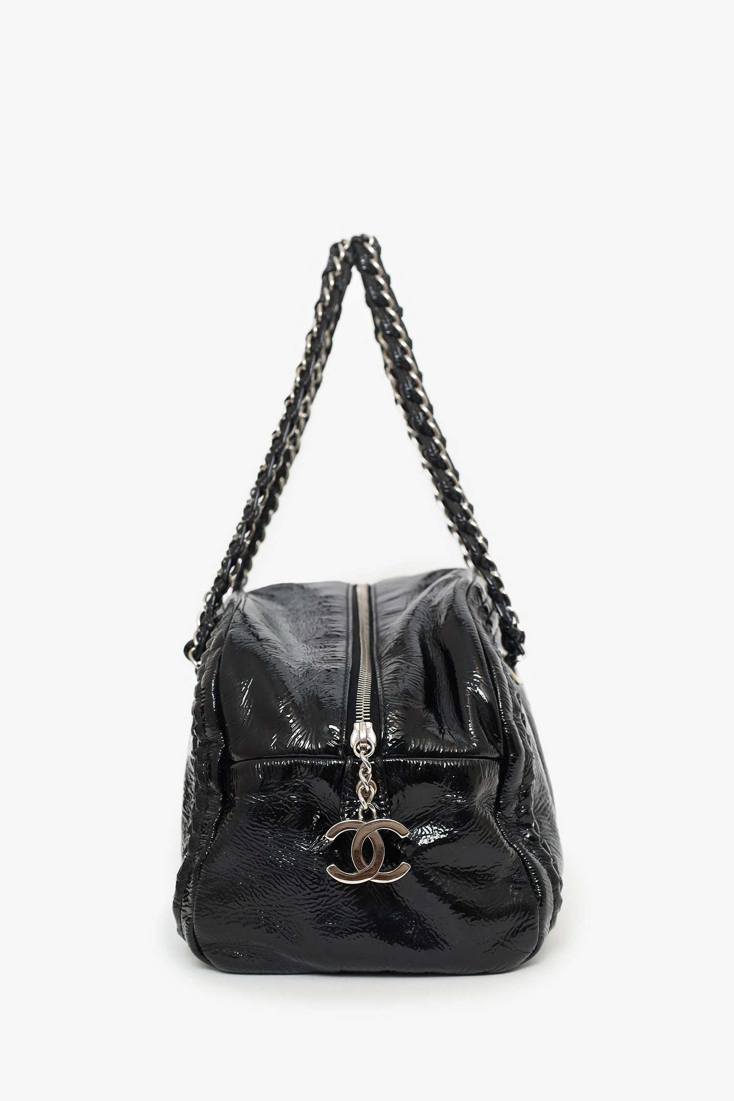 Pre-loved Chanel  2005/06 Black Patent Leather CC Luxe Ligne Bowling Bag