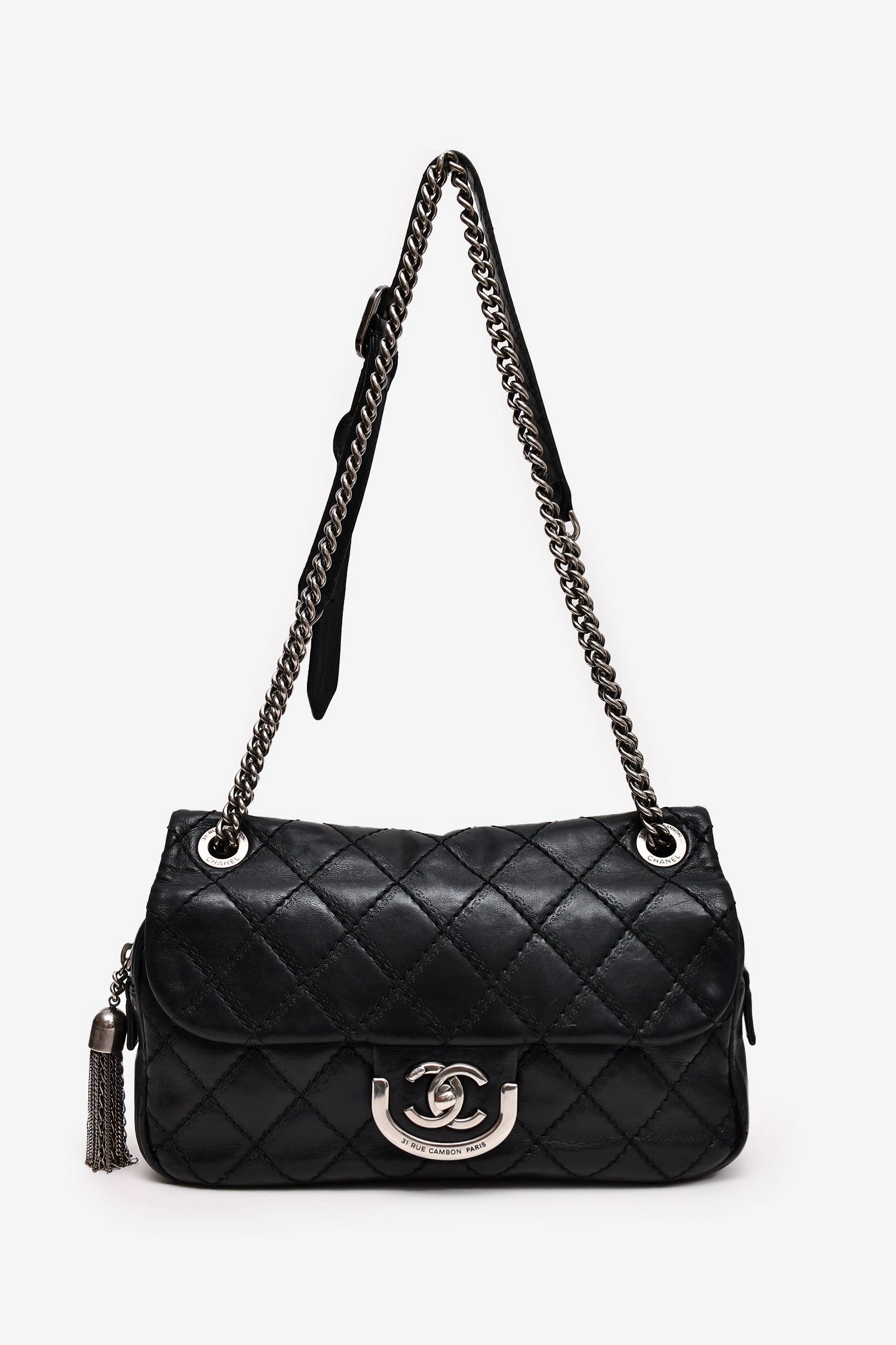 Pre-Loved Chanel 2013 Black Lambskin Paris-Edinburgh Coco Sporran Medium Flap Bag