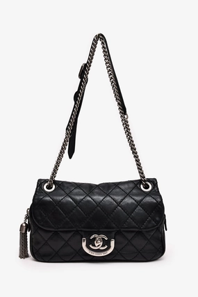 Pre-Loved Chanel 2013 Black Lambskin Paris-Edinburgh Coco Sporran Medium Flap Bag
