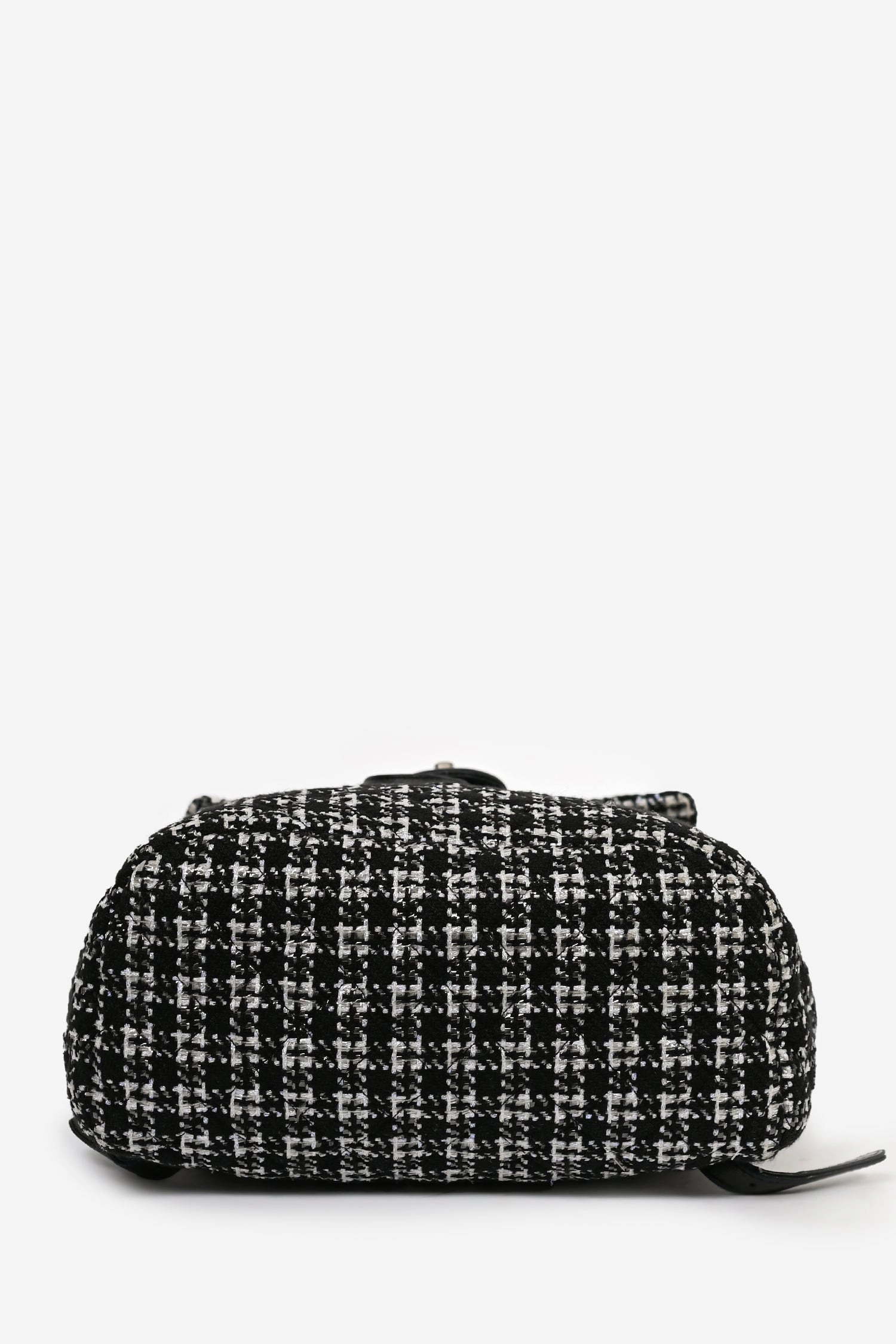 Pre-Loved Chanel 2016 Black/Silver Tweed 'Urban Spirit' Backpack