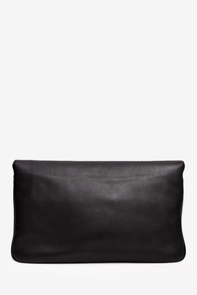 Pre-Loved Chanel 2017/18 Black Lambskin 'Unchained' CC Clutch
