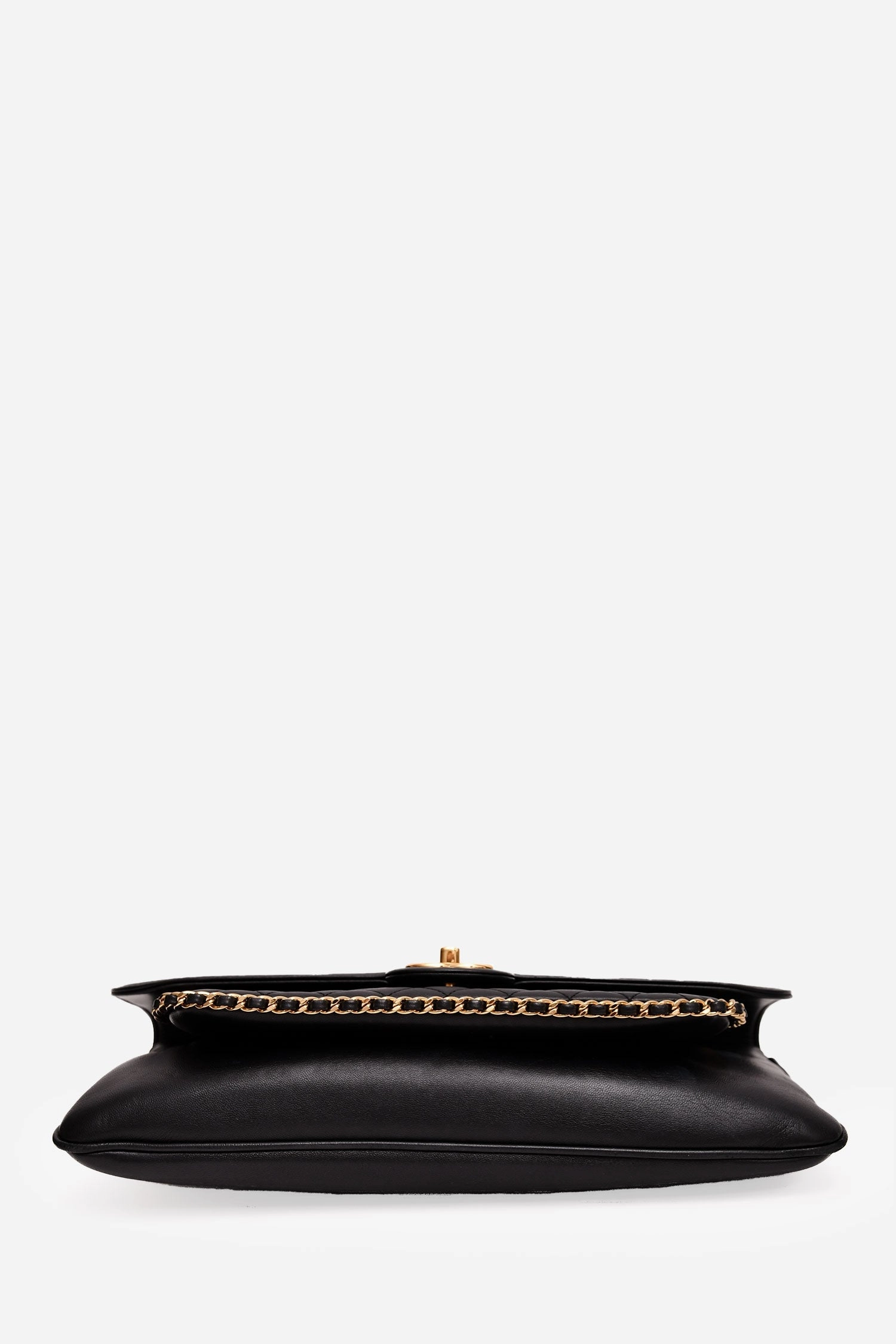 Pre-Loved Chanel 2017/18 Black Lambskin 'Unchained' CC Clutch