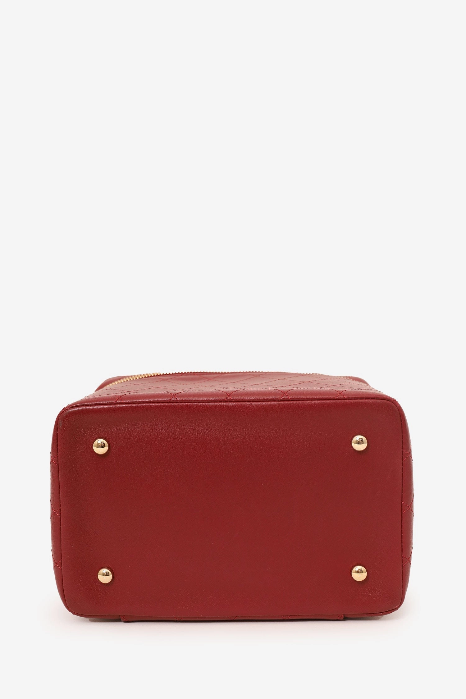 Pre-Loved Chanel 2018 Red Lambskin Knock On Wood Vanity Case