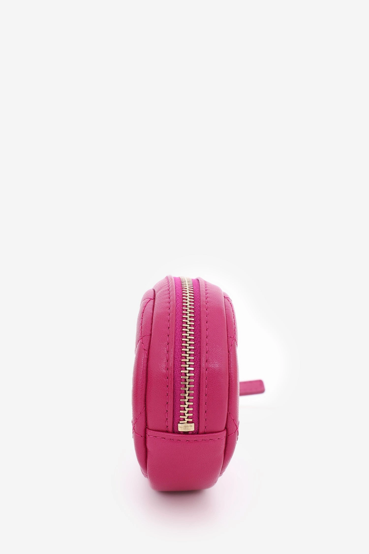 Pre-Loved Chanel 2019-20 Fuchsia Tweed 19 Round Clutch with Coin Purse
