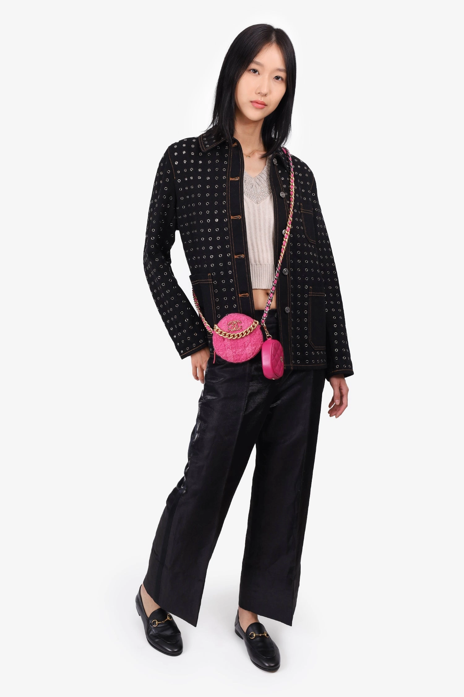 Pre-Loved Chanel 2019-20 Fuchsia Tweed 19 Round Clutch with Coin Purse