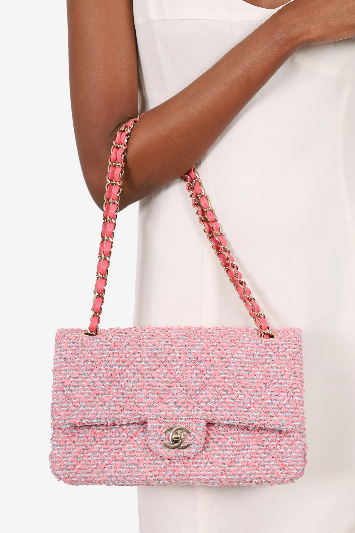 Pre-Loved Chanel 2021 Pink Tweed Medium Flap Shoulder Bag