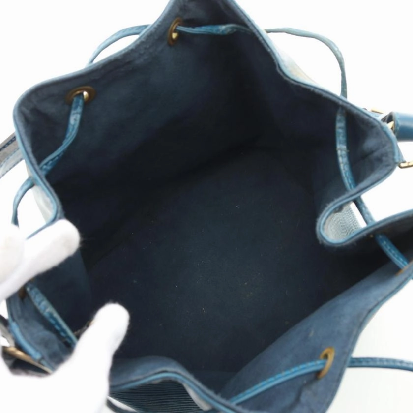 Pre-loved LOUIS VUITTON Peti Noe Epi Toledo Blue Leather Shoulder Bag - Condition B
