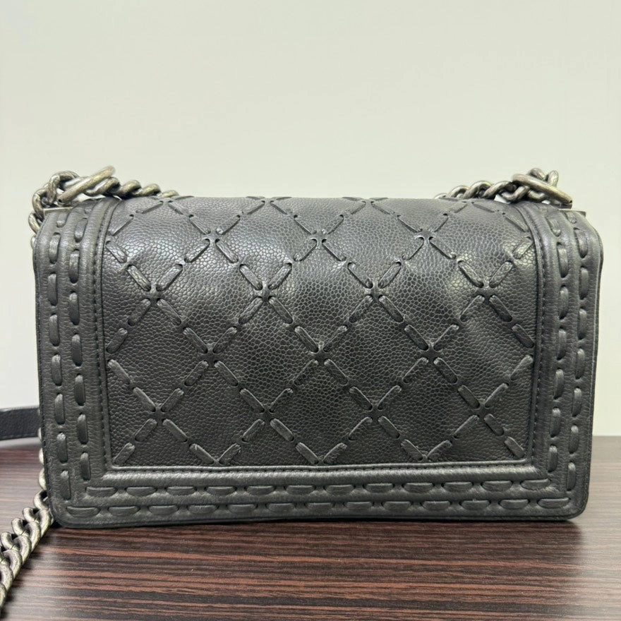 Preloved Chanel Caviar Leather LeBoy Flap Bag Medium NG6716 Black Shoulder Bag