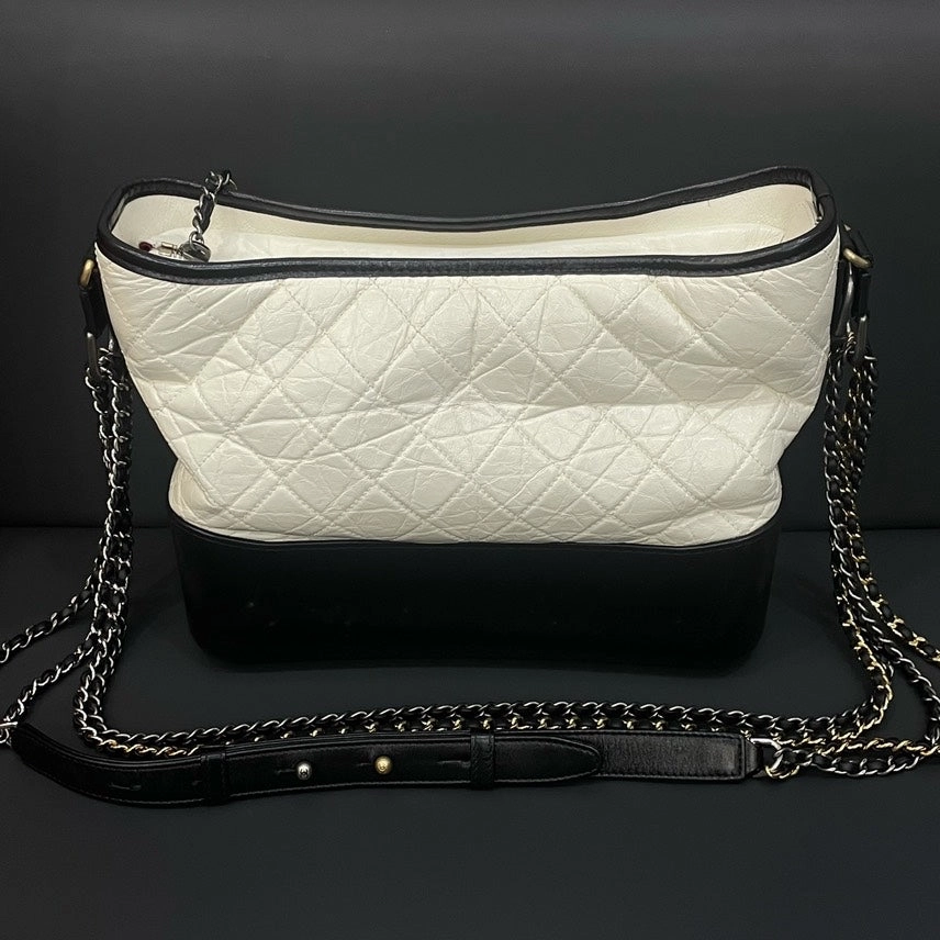 Preloved Chanel HY Quilted White and Black Shoulder Bag
