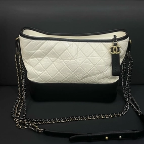 Preloved Chanel HY Quilted White and Black Shoulder Bag